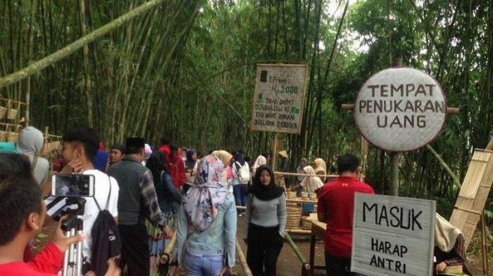 Pasar Papringan di Temanggung Seperti Mesin Waktu