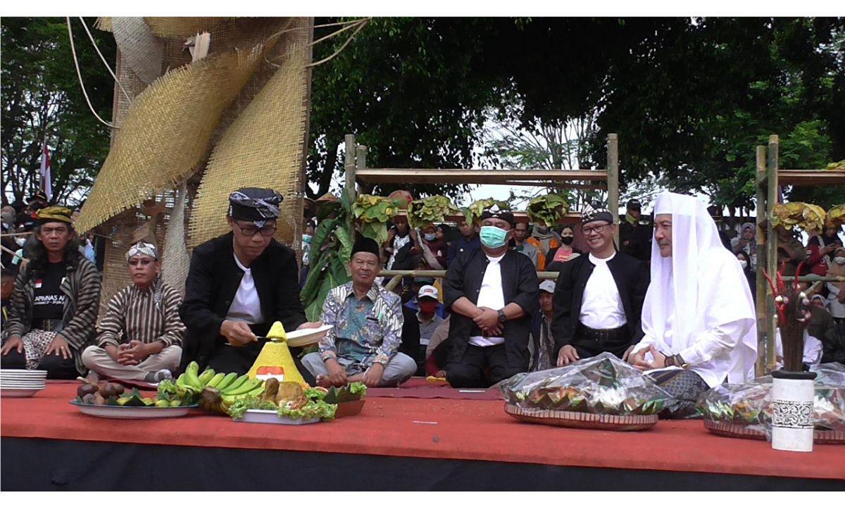 Festival Wiwit Mbako